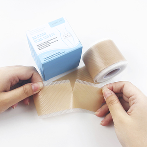 Feuilles de silicone réutilisables pour cicatrices, patchs adhésifs fins et flexibles pour le visage et le corps, pour usage quotidien, 4 feuilles par boîte - Product Image 4