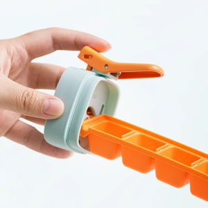 Sáng Tạo nhỏ một tay Báo Chí khay đá đơn giản 6 khoang tủ lạnh Ice Cube khuôn mẫu - Product Image 3