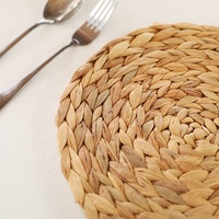 Vente en gros de napperons faits à la main naturels Water Hyainth pour la décoration de table