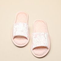 Bout ouvert d'intérieur d'été pour femmes pour pantoufles Style confortable imprimé en un mot avec semelle extérieure antidérapante pour planchers en bois