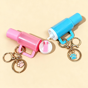 Tùy Chỉnh Đa Chức Năng NFC Son Môi Túi <span class=keywords><strong>Keychain</strong></span> Mini Cup Hình <span class=keywords><strong>Pvc</strong></span> Ngoài Trời Ảnh Kỹ Thuật Số Mèo Chân <span class=keywords><strong>Keychain</strong></span> - Product Image 5