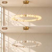 Lustre double niveau en albâtre organique, lampe suspendue ronde en laiton pour projet d'éclairage intérieur de villa, hôtel, hall