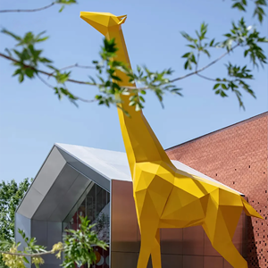 Sculpture géante personnalisée en résine de fibre de verre, <span class=keywords><strong>girafe</strong></span> géométrique, statue d'animal d'extérieur pour la décoration des zoos - Product Image 3
