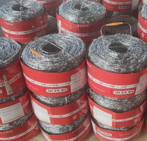 Rouleaux de 15 kg fabriqués directement en usine clôture de fil de fer <span class=keywords><strong>barbelé</strong></span> galvanisé fil de 2 mm 4 points 10 cm de distance <span class=keywords><strong>tendeur</strong></span> de fil de fer <span class=keywords><strong>barbelé</strong></span> 500 mètres - Product Image 4