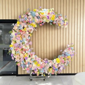 Arco floral semicircular de media luna para decoración de bodas y despedidas de soltera - Product Image 2