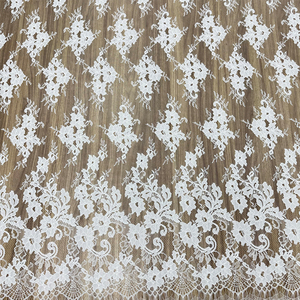 Tissu en dentelle de <span class=keywords><strong>tulle</strong></span> Chantilly blanc à motif floral vintage GCW-Q10134 pour studio de couture de créateurs - Product Image 6