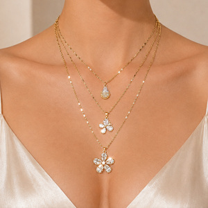 Collana con Ciondolo a <span class=keywords><strong>Farfalla</strong></span> Placcato Oro a 3 Strati con Zirconia Cubica, Regolabile, per Donna, Vendita all'Ingrosso - Product Image 1