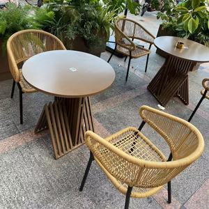 Silla de Ratán para Exteriores, Silla con Respaldo, Muebles de Hierro, Mesa y Silla para Exteriores, Patio, Terraza, Balcón, Exterior - Product Image 1