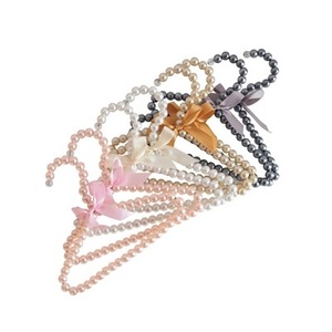 Cintres en plastique PET <span class=keywords><strong>bebe</strong></span> Cintres en plastique avec nœud en fausse perle Cintres en plastique pour enfants pour magasin de vêtements Chiens Chats - Product Image 6