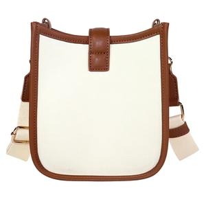 Sac à bandoulière pour femme, petit format, élégant, de luxe et de niche, avec design unique. - Product Image 4