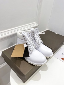 Botas de Nieve de Diseño de Lujo para Hombre y Mujer, de Cuero Genuino, Impermeables y Antideslizantes, con Estilo Clásico - Product Image 2