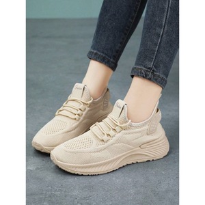 Sneakers Leggere da Donna Beige alla Moda Scarpe Estive da Corsa per Esterni con Suole Morbide Soletta in Rete da Tennis Realizzata in EVA - Product Image 3