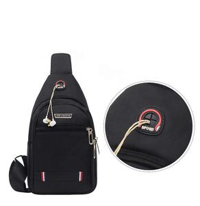 Zaino <span class=keywords><strong>monospalla</strong></span> impermeabile elegante in Nylon borse da <span class=keywords><strong>uomo</strong></span> marsupio a tracolla sul petto - Product Image 4