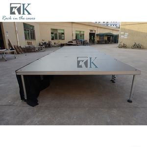 Étape à hauteur réglable en aluminium à installation rapide pour les salons professionnels - Product Image 2