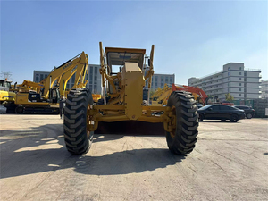 Niveleuse Caterpillar 140H d'occasion, peinture d'origine, 185 CV, moteur Cat 3306, lame de 12 pieds pour le nivellement routier - Product Image 5