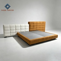 Grande tête de lit en cuir nubuck de luxe Ensemble de meubles de chambre au design italien lit king size classique