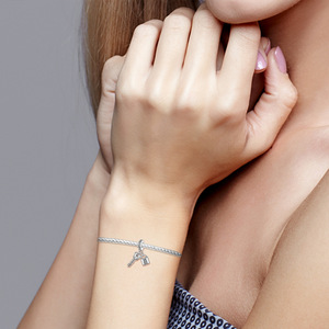 Romantic <b>silver</b>-plated white brass pendant, paired with a heart-shaped crystal key and lock pendant; a perfect love gift - Product Image 3