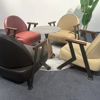 Fauteuil d'appoint moderne 8158 en cuir PU à dossier rond, accoudoirs en bois, pieds en métal, pour salon, chaise de loisirs individuelle