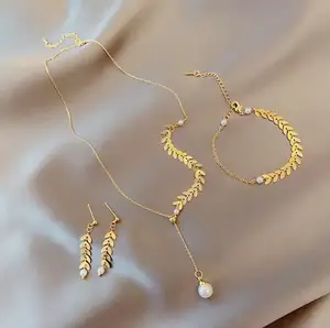 Set Perhiasan Pernikahan Wanita, Kalung Mutiara Berlapis Emas 18K Set Anting-Anting Gelang untuk Wanita