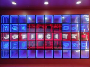 Dernière conception 3D Abyss Infinity miroir LED lumière bureau hôpital magasins transformateur prise batterie alimentation - Product Image 2