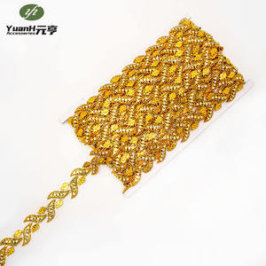 Chaîne de strass thermocollants en acrylique à prix d'usine pour sacs, chaussures, vêtements et projets DIY - Product Image 1