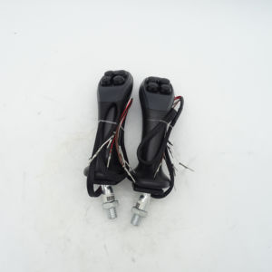 Suku cadang ekskavator <span class=keywords><strong>Joystick</strong></span> pengendali pegangan DH225-9 DH300-7 DX260 SY75 LG685 - Product Image 1