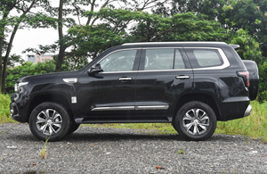 2022 cơ bản 2.0t Tự động cuối tuần phiên bản khó khăn tìm kiếm bên ngoài thiết kế R18 lốp xe trái hộp số tay Turbo năm chỗ sử dụng xe - Product Image 4