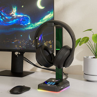 Teucer RGB Lighting Stand Switch Une à quatre Base d'extension USB avec support pour écouteurs Organisateur électronique en plastique