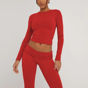 Set da 2 Pezzi Casual con Top a Maniche Lunghe e Collo Tondo in Grigio, T-Shirt Crop Top e Pantaloni Sportivi, Comodo Completo Loungewear da Donna con Logo Personalizzato - Product Image 6