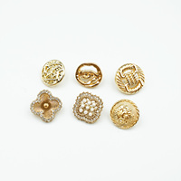 Boutons personnalisés en métal doré, motifs floraux variés (rose, camélia), ajourés, filigranes et embossés, pour manteaux et costumes de luxe pour femmes