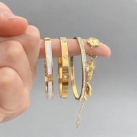 Fabrieksgroothandel grensoverschrijdende waterdichte, niet-verblekende roestvrijstalen diamanten luxe trendy dames armband verguld met 18K goud