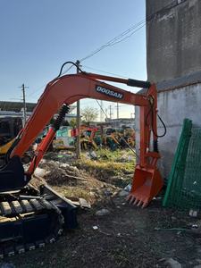 Excavatrice Doosan DH55 d'occasion, 5,5 tonnes, marque coréenne, moteur Isuzu d'origine, machine de terrassement compacte pour travaux en espace restreint - Product Image 4