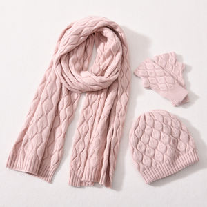Vente chaude 2025 nouveau Design femmes <span class=keywords><strong>cachemire</strong></span> chapeau en gros <span class=keywords><strong>femme</strong></span> pas cher hiver chapeaux <span class=keywords><strong>gants</strong></span> et écharpes ensembles - Product Image 4