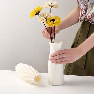 Wear Resistant Drop Resistant Modern Nordic European Style <b>Small</b> Plastic Tabletop <b>Vase</b> for Wedding Home Decor - Product Image 4
