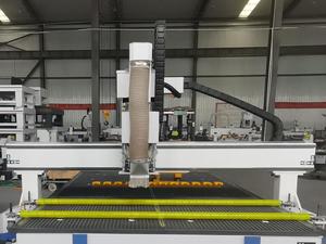 Machine de fraisage CNC 1325 ATC de fabrication chinoise avec 12 changeurs d'outils automatiques sous <span class=keywords><strong>portique</strong></span>, routeur CNC ATC haute vitesse - Product Image 5