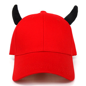 Vente en gros Logo personnalisable Mode coréenne Casquette de baseball 100% Polyester Hommes Cornes <span class=keywords><strong>Diable</strong></span> Boucle d'oreille pour Printemps Automne Hommes Femmes - Product Image 6