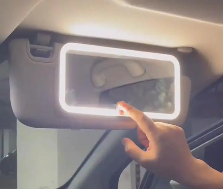 Vanity Gương LED ánh sáng có thể sạc lại xe Mỹ phẩm gương màn hình cảm ứng Auto Car visor gương trang điểm cho nội thất xe phổ quát