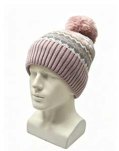 Bonnet tricoté personnalisé à motif jacquard nordique avec pompon, doublure polaire chaude et revers côtelé, fournisseur de bonnets d'hiver - Product Image 4