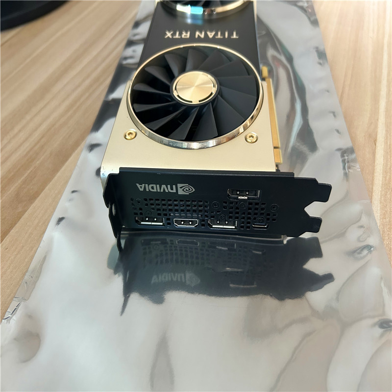 NVIDIA TITAN RTX ゴールド　24GB NVIDIA Titan RTX 24GB gddr6 Graphics Card : Amazon.ca