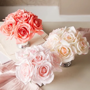 Rosas Artificiales IUWe, Flores de Seda Perfumadas, Decoración para el Hogar, Regalo de Boda, Fragancia Duradera de 90 a 120 Días - Product Image 5