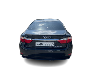 Lexus ES300h Seminuevo, Sedán Híbrido de Lujo, Exportador Coreano de Alto Volumen, 300-500 Unidades Mensuales, Tracción Delantera, Gasolina-Eléctrico - Product Image 5