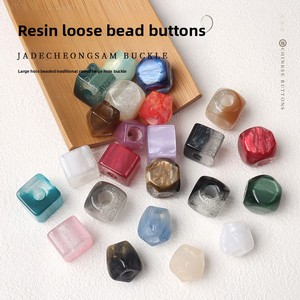 Nouveau modèle de bracelet fait main en perles carrées en résine, petit pendentif, breloque, accessoires, ornement à suspendre enfilé de perles - Product Image 2