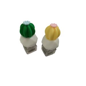 Porte-clés personnalisé avec logo, cactus mignon, éco-responsable, durable, pour téléphones, édition limitée, spécial match de football, mascotte officielle - Product Image 4