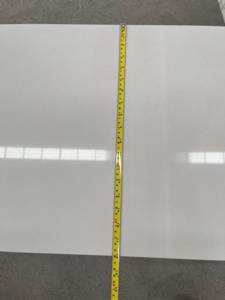 แผ่นควอตซ์สีขาวขนาดใหญ่สำหรับเคาน์เตอร์ครัว พื้น ผนัง - ดีไซน์ทันสมัยพร้อมโซลูชั่นแบบจำลอง 3 มิติ - Product Image 4