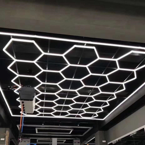 2025 nouveau <span class=keywords><strong>Design</strong></span> haute qualité 6000K hexagone <span class=keywords><strong>Garage</strong></span> lumière LED en gros Led hexagonal voiture détaillant la lumière pour les lumières de travail - Product Image 3