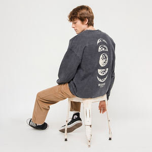 Sudadera con Capucha Premium para Hombre, Talla XL, con Logotipo Personalizado Bordado, Estampado Gráfico de Luna, Estilo Oversize, Tejido Grueso, Efecto Desgastado, 100% Otoño - Product Image 3