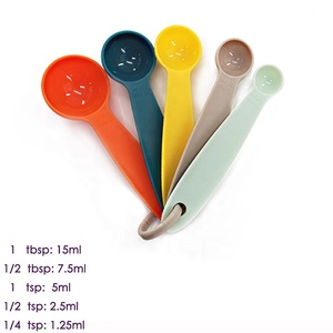 Juego de 10 <span class=keywords><strong>Tazas</strong></span> y Cucharas Medidoras de Plástico Multicolor, Ecológicas, con Escalas para Medir Líquidos y Sólidos, Venta al Por Mayor - Product Image 3