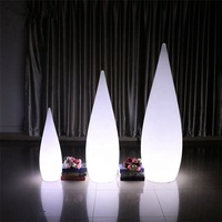 Lampadaire extérieur LED RGB sans fil étanche de style moderne décoratif en plastique PE rechargeable avec télécommande