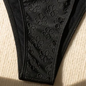 Bikini con cuello halter estilo europeo y americano con tela especial, traje de baño sexy, conjunto de dos piezas para mujer con lazo en color liso - Product Image 4