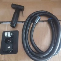 Ensemble de douchette pour toilettes en acier inoxydable 304 noir brossé or avec noyau de valve en plastique et buse multifonction pour le nettoyage du corps